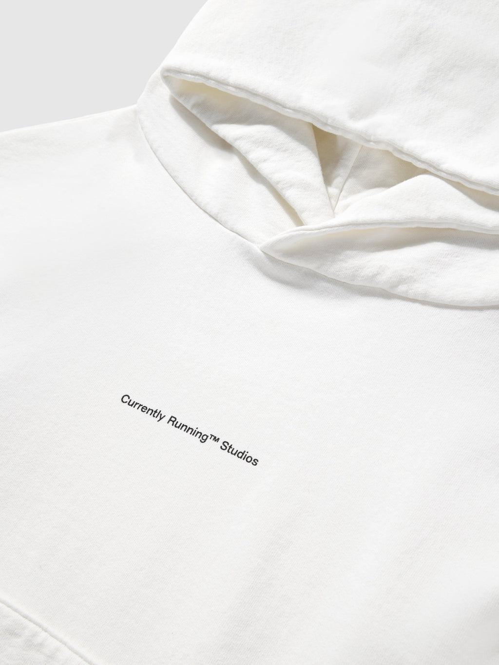 Le sweat à capuche – Blanc cassé